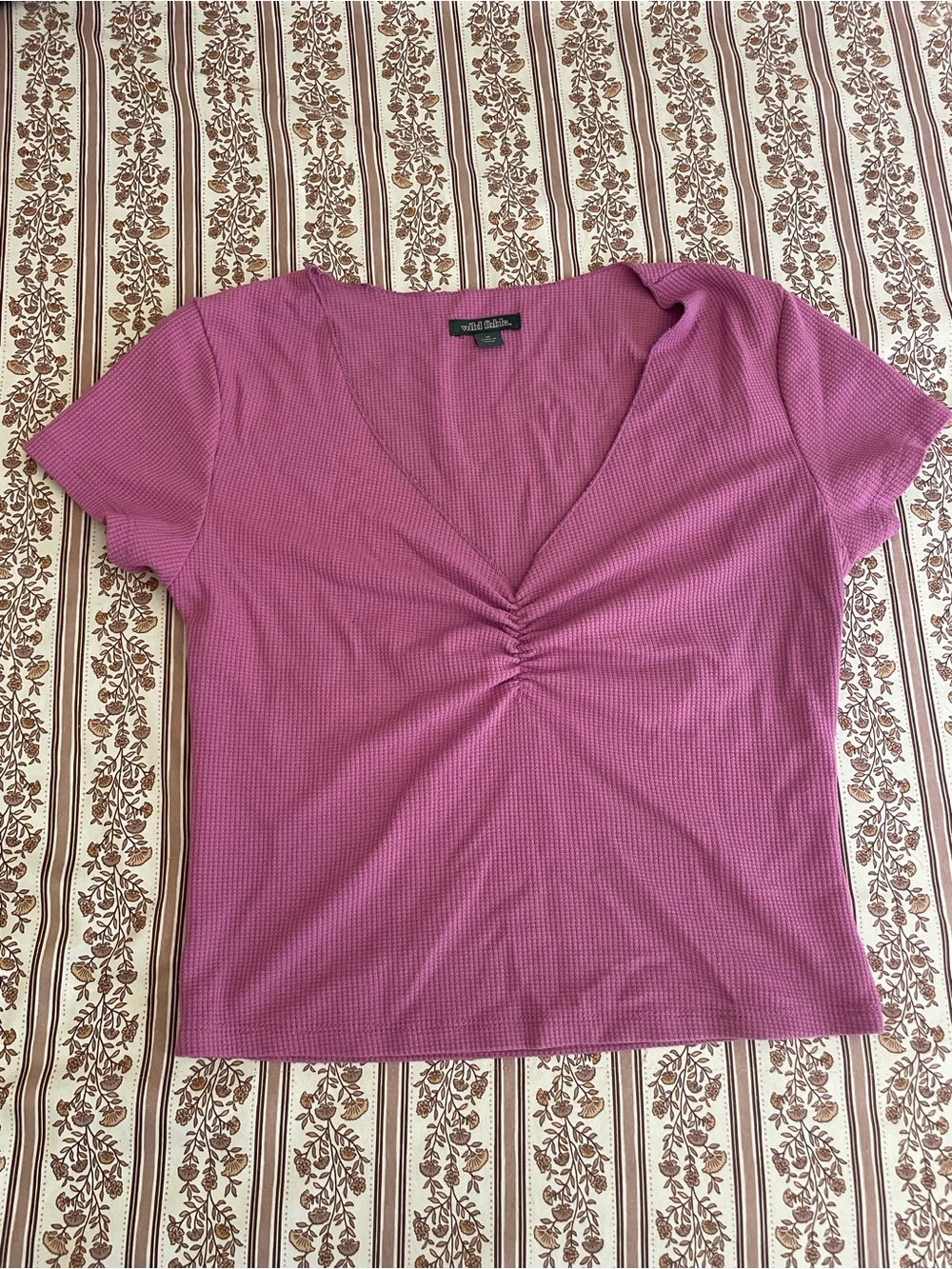 wild fable mauve-pink V-neck Short Sleeve Ruched Top